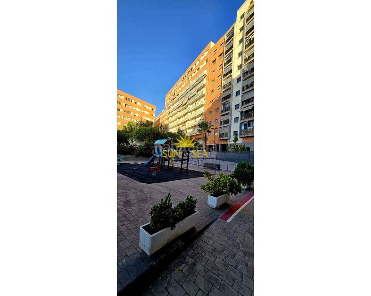 Foto 97ab7396-e471-415e-a2a8-bca4fe7e3897. Location appartement avec chauffage parking piscine dans Alicante
