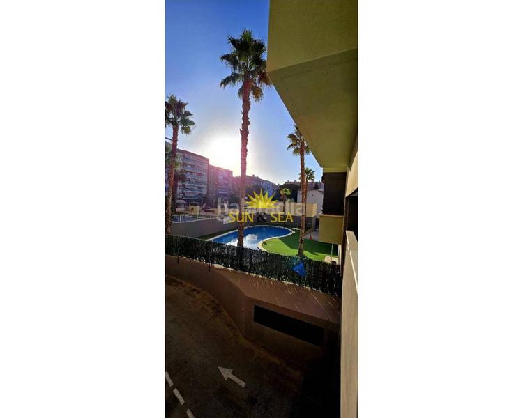 Foto b8f0fc21-7539-429d-bbd4-5c60875f23c4. Location appartement avec chauffage parking piscine dans Alicante