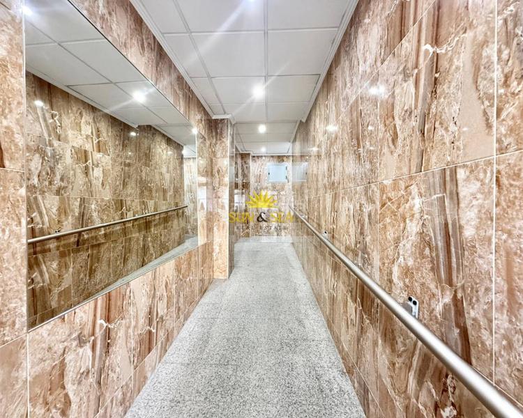 Foto 766164b0-fbc8-4176-bd6b-548efb574a5c. Location appartement avec parking dans Centro - Muelle Pesquero Torrevieja