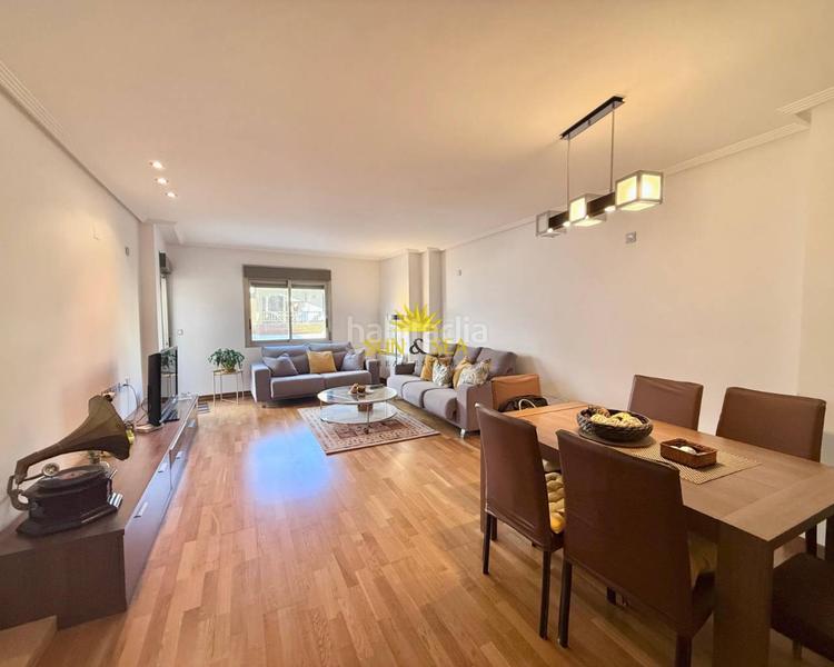 Foto 87336fcb-6664-48b6-9c48-047daf79f227. Location appartement avec parking dans Centro - Muelle Pesquero Torrevieja