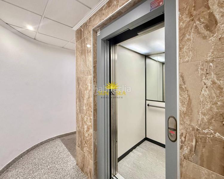 Foto f87f1dce-1e38-4932-b72e-c139d6cadaea. Location appartement avec parking dans Centro - Muelle Pesquero Torrevieja