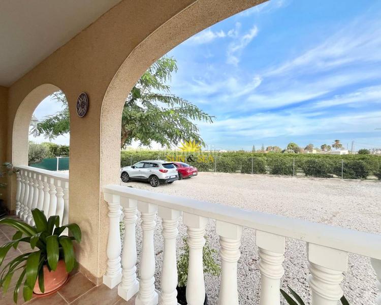 Foto a2ea02ea-8ba0-46a3-81ad-75d5ab1ad964. Location chalet avec chauffage parking dans Dolores