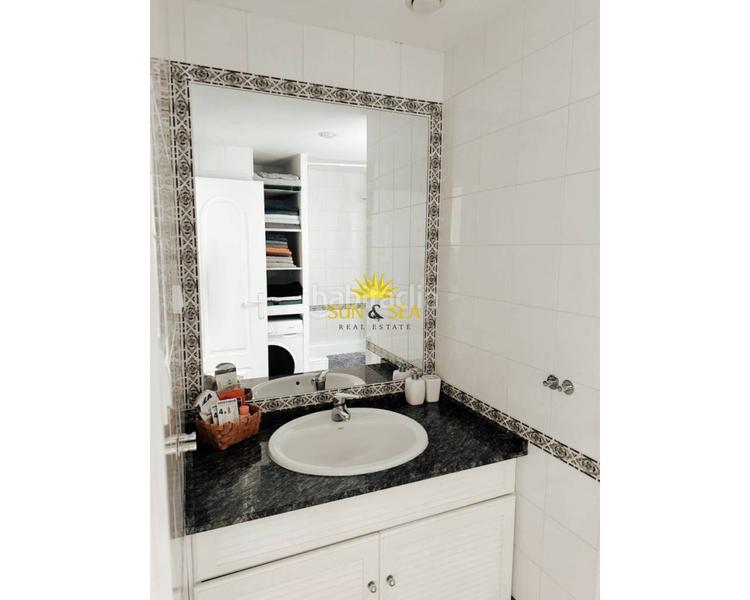 Foto f8666922-5a90-4b09-82f1-4c1b8d28e84c. Location appartement avec chauffage parking dans Playa de San Juan Alicante