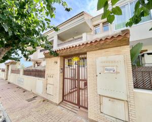 Rent Flat in Los Peñascos-El Salero-Los Imbernones. Iexclalquiler disponible desde ya para todo el antildeo!moderno