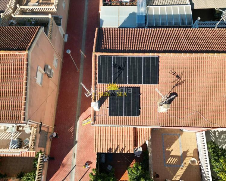 Foto a085c30f-8578-4f1a-877b-7ad43f2fae07. Chalet avec chauffage dans Playa de los Náufragos Torrevieja