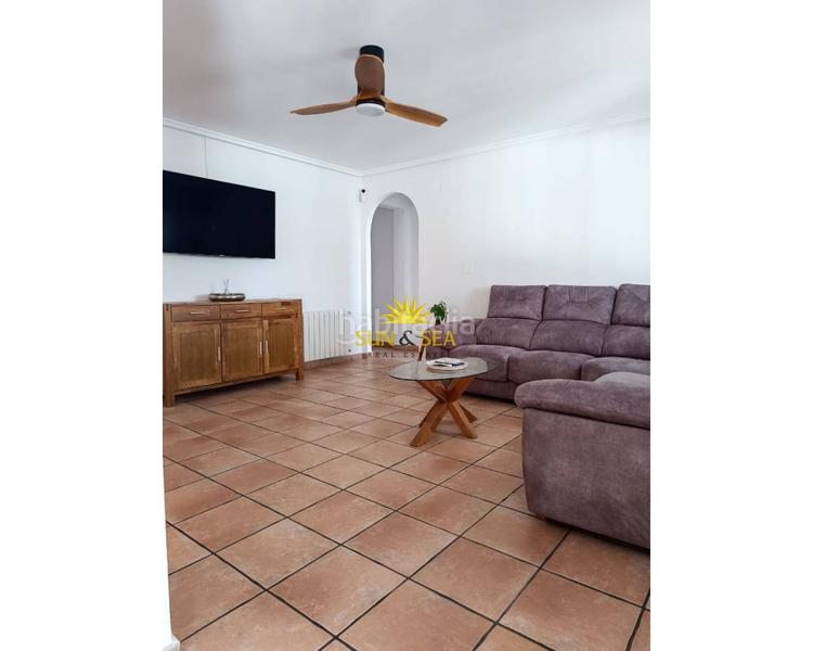 Foto 3dd072dd-3f75-436b-998b-eed8dd8931ba. Location chalet avec chauffage parking piscine dans Santa Pola