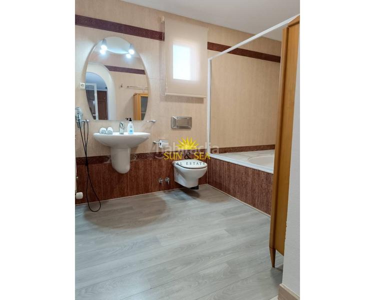 Foto b9c9004d-41de-458e-8170-dd68c5aa0b22. Location chalet avec chauffage parking piscine dans Santa Pola