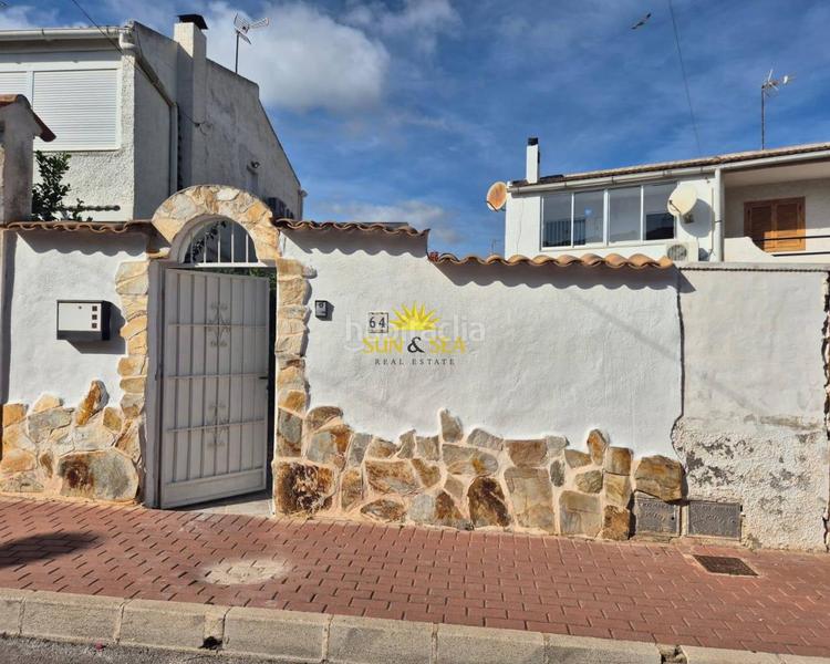 Foto 14a19458-f5a8-44d0-923c-b723405d0ec1. Chalet avec chauffage dans Los Balcones-Los Altos Torrevieja
