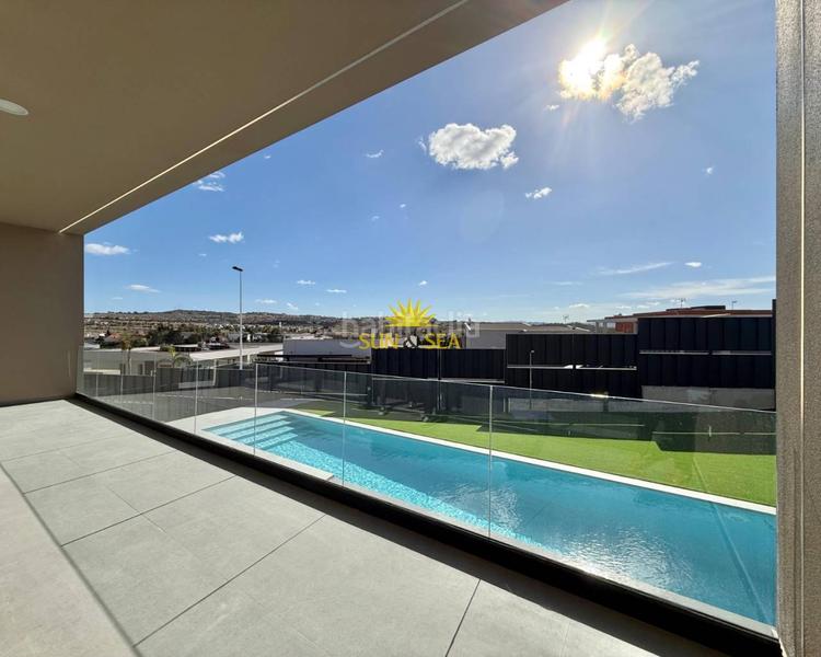 Foto 4e2ceb17-e968-4497-85d8-21726b8cd055. Chalet iexclventa de chalet independiente !se vendeampnbspimpresionante chalet independienteampnbspubicado en la prest en Molina de Segura