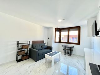 Rent Flat in El Molino. Iexclalquiler vacacional de tercera planta quotaquot, en torrevi