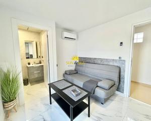 Rent Flat in El Molino. Iexclalquiler vacacional de tercera planta quotcquot, en torrevi