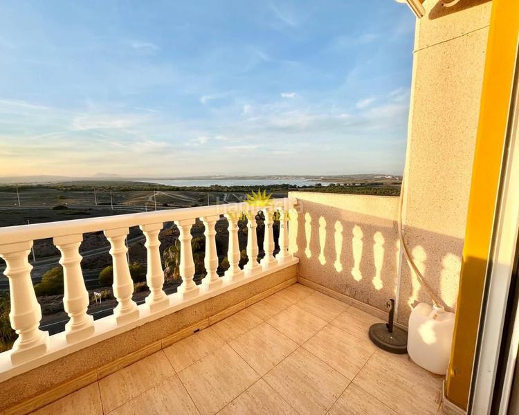 Foto 106684a7-dd9a-4600-bec9-ba4c4cc31dca. Location attique avec chauffage piscine dans Torreblanca Torrevieja