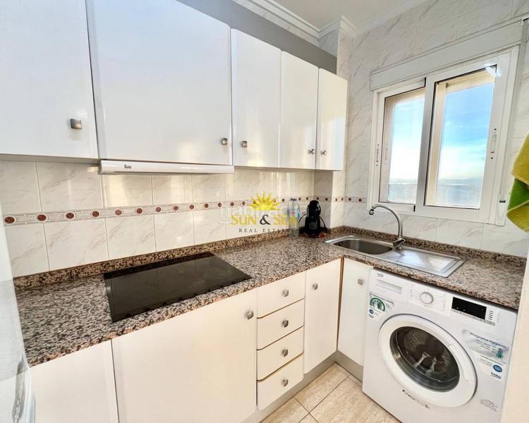 Foto 038aeb30-5d41-4617-8739-c69e3a3da9ad. Rent penthouse with heating pool in Torreblanca Torrevieja