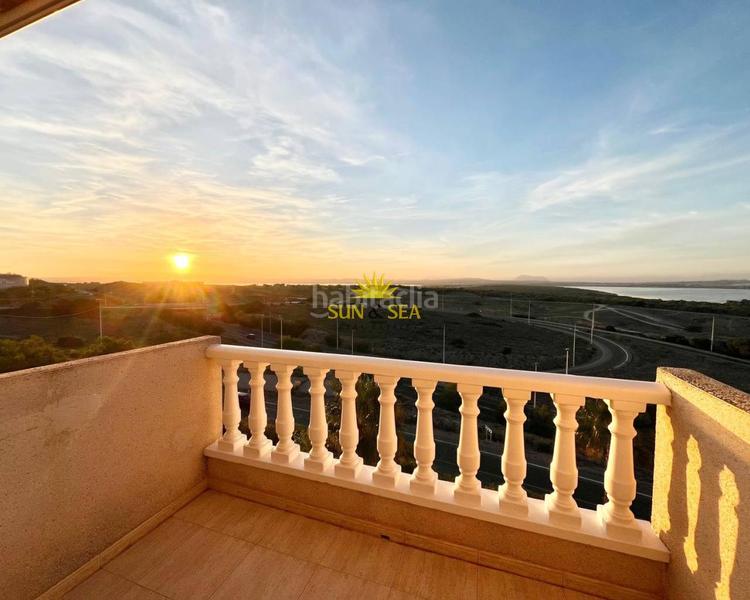 Foto 4e163e7a-f752-4fb6-847f-a3fabb75e7a3. Rent penthouse with heating pool in Torreblanca Torrevieja