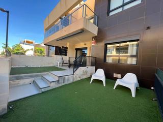 Rent Ground floor in Pueblo Latino. Iexclalquiler desde septiembre para todo el antildeo!este magnia