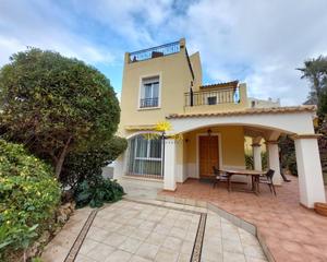 Location Chalet à Bonalba-Cotoveta. Iexclalquiler disponible desde diciembre para todo el antildeo!a