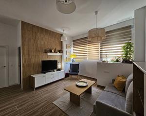 Rent Ground floor in Calas Santiago Bernabeu. Iexclalquiler desde ya para todo el antildeo!se alquila bonitoam