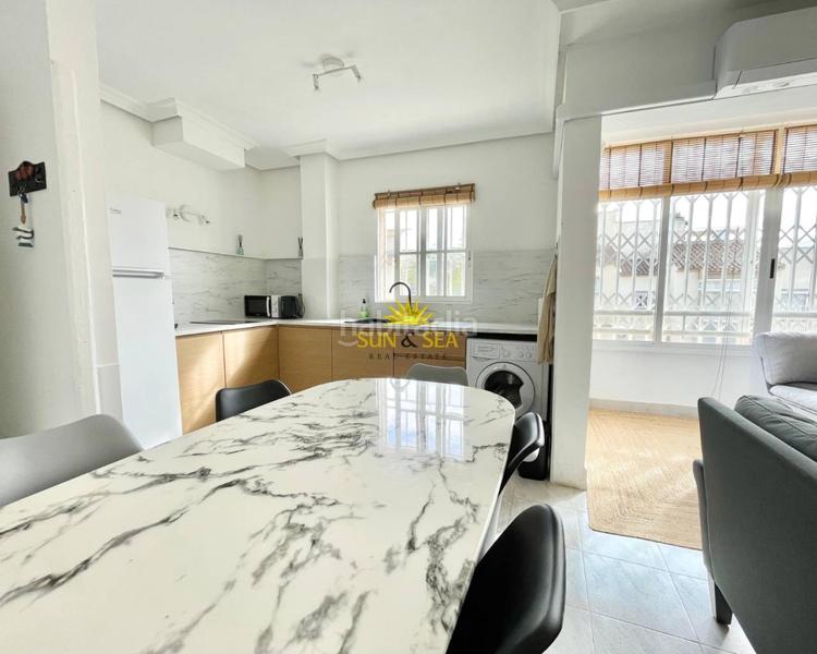 Foto c77be80a-e4c3-4531-a719-b929efe6e0b4. Lloguer casa amb calefacció piscina a Zona los Frutales Torrevieja