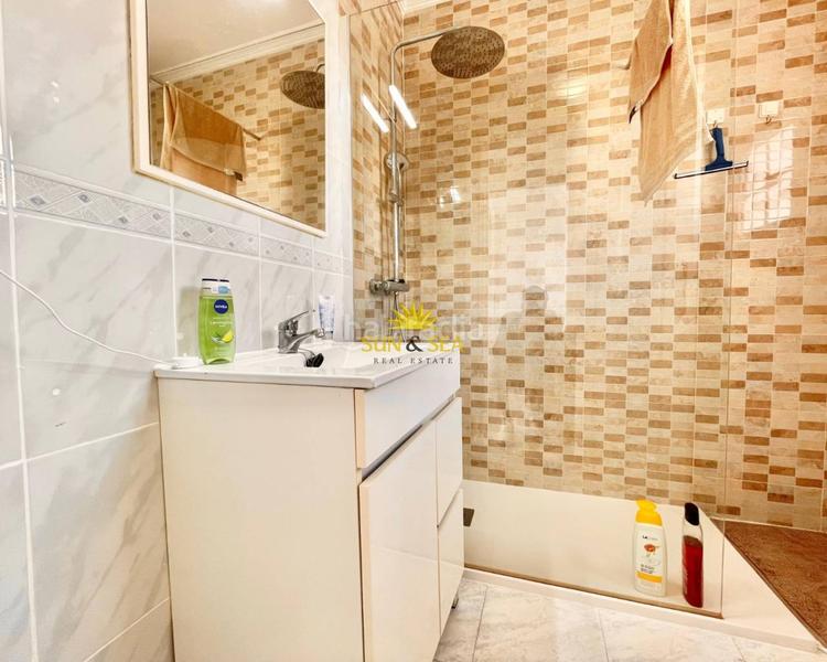 Foto b42fdd85-e52b-4cd1-b6fd-64815c8f41b0. Rent house with heating pool in Zona los Frutales Torrevieja