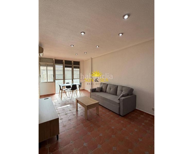 Foto da750170-a9f7-413a-bb46-5bcbb41ef926. Rent apartment with heating in Centro Elda