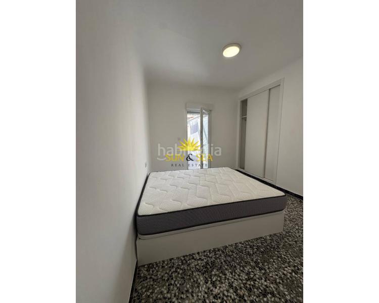 Foto f5213ce0-097c-4120-829d-f905d38821fe. Piso iexclventa de apartamento !amplio apartamento ideal para familias grandes o como inversioacuten, ubicado en una zona en Torrevieja