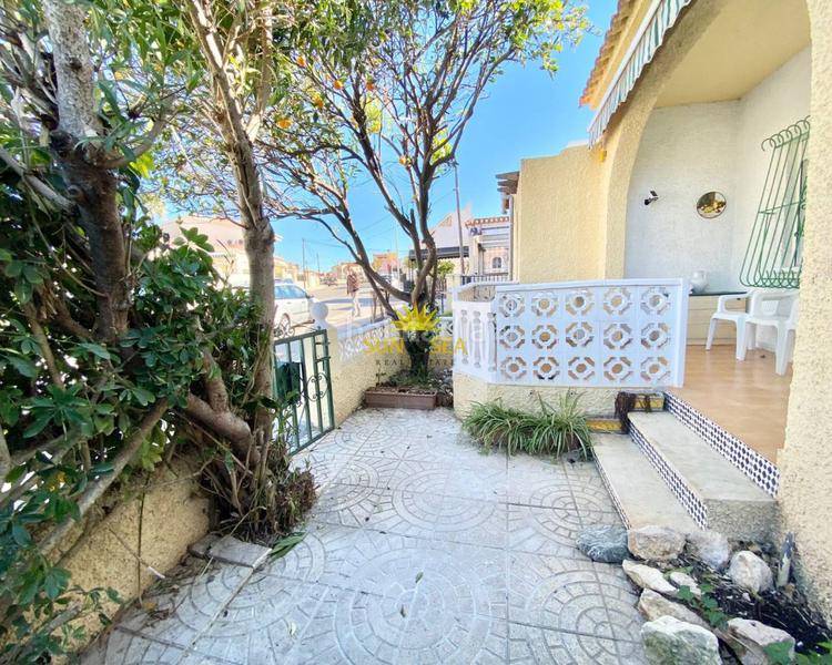 Foto b4290686-f7ae-4021-8b01-6fb7f4bfbe90. Rent house with heating in San Fulgencio