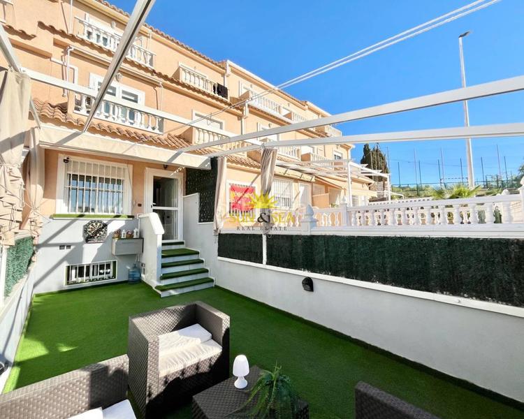 Foto c6bb266c-8e8f-484a-8356-a26f859533d9. Chalet avec chauffage dans Norte Santa Pola