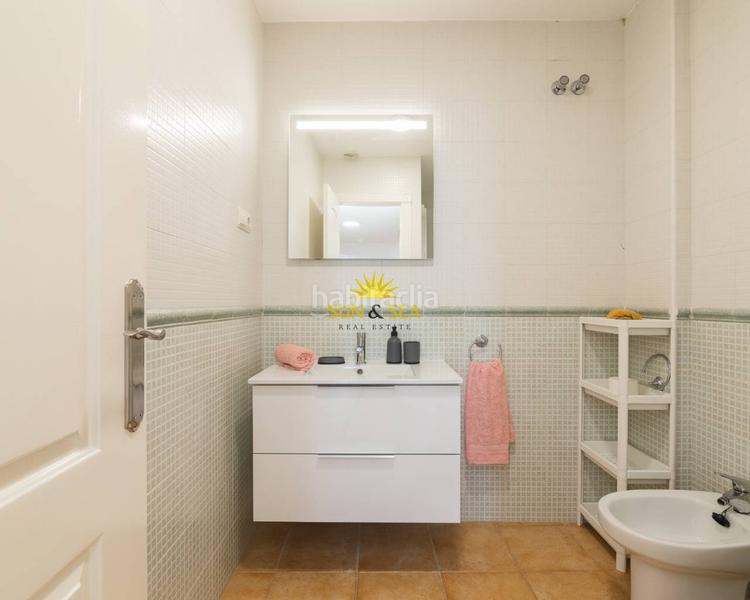 Foto 5320d3d7-ccb0-4818-ad36-ccc99b0230ca. Lloguer xalet amb calefacció aparcament piscina a Santa Pola