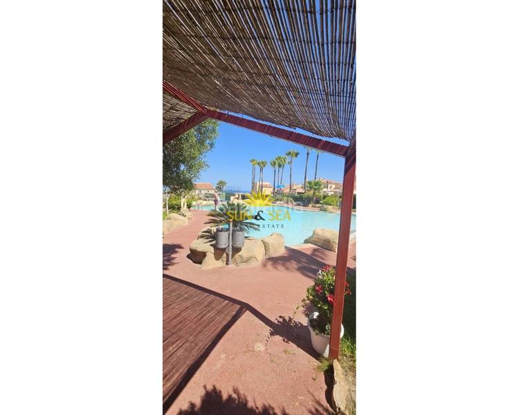 Foto c570b71d-2c3e-4c6d-8817-16a4df14fc6a. Lloguer xalet amb calefacció aparcament piscina a Santa Pola