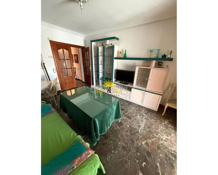 Foto 5389fe46-f6c3-4b41-ba62-3b936657ed61. Alquiler piso iexclalquiler disponible desde diciembre para todo el antildeo!acogedor apartamento enampnbsp1ordf planta con ascensor, ubicado en en Torrevieja