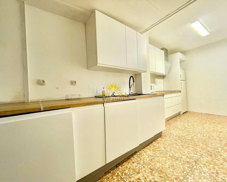 Foto bed4ba08-9c6f-475a-9c77-2ae987462922. Rent penthouse with heating parking in Gaspar Perelló Torrevieja