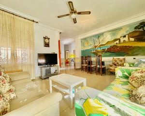 Chalet in Los Peñascos-El Salero-Los Imbernones. Iexclvivienda en venta en san pedro del pinatar  cerca de la pla