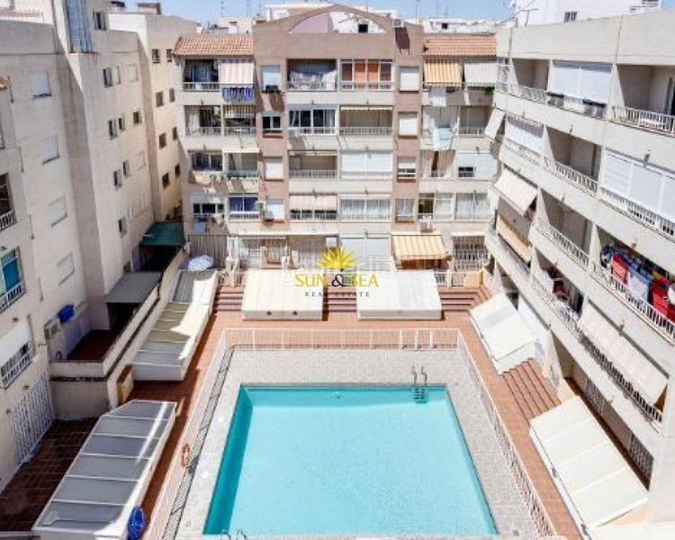 Foto c7677ff6-78ef-4b6b-9942-bd6520d5bd5c. Lloguer apartament amb calefacció aparcament piscina a Torrevieja