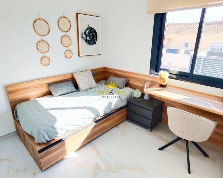 Foto f3e5e1fc-ec27-47bc-aa59-fa119e9b3650. Chalet iexclexclusivo chalet de obra nueva en venta!te presentamos este exclusivo chalet de obra nueva en venta, ubicado enampnbsppinar d en Pilar de la Horadada