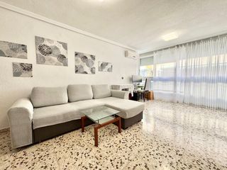 Pis a Campello Pueblo. Iexclventa de apartamento en el campello, alicante!amplia y lumi