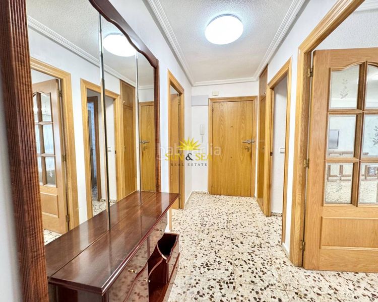 Foto e747da6e-58af-426b-99ae-7502d6f417b1. Pis amb calefacció a Campello Pueblo Campello (el)