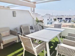 Lloguer Casa a Torre de la Horadada. Iexclalquiler disponible desde septiembre para todo el antildeo!