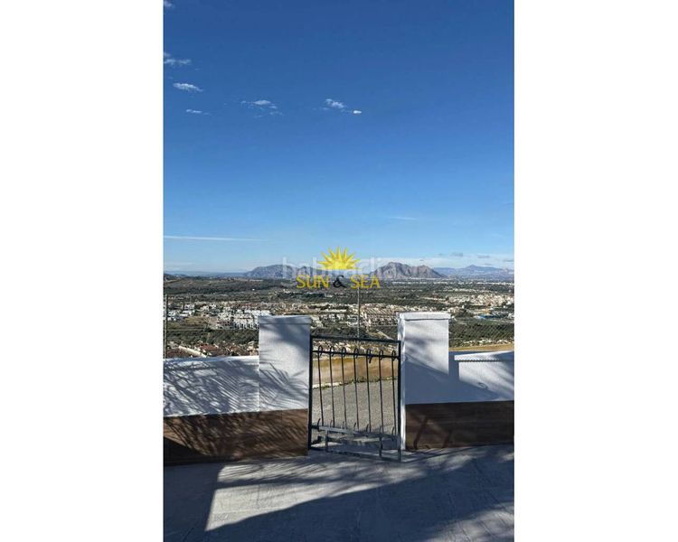 Foto cc5fe7f3-2752-4e1e-896a-f0692613c273. Casa amb calefacció aparcament a Rojales