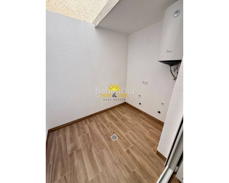 Foto e5919cea-a924-42e4-bc9c-45cf46a05ba8. Casa amb calefacció aparcament a Rojales