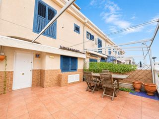 Casa en Panorama-Sierramar. Iexclventa de bungalow en gran alacant!bungalow en venta en gran