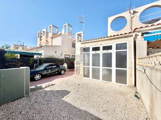Xalet a Zona Carrefour - Urbanizaciones