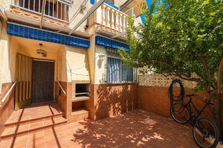Xalet a Los Cuarteros. Venta deampnbspchalet adosado en san pedro del pinatardescubre e