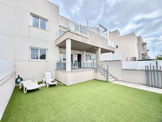 Location Maison à Parque Acuático - Sector 25. Iexclalquiler desde septiembre para todo el antildeo!planta baja