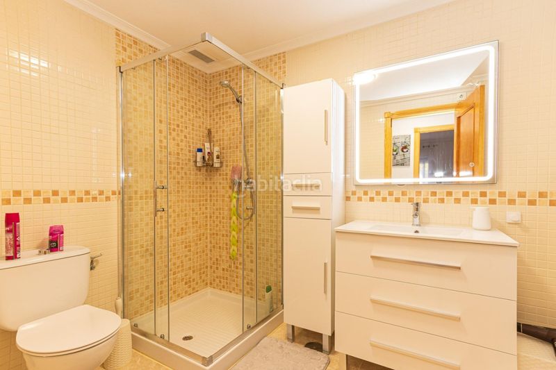 Foto b3adfa87-6771-4be5-9993-d6408eeaa381. Casa amb piscina a Playa Flamenca Orihuela