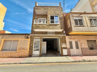 Xalet a Puerto Deportivo. Iexclen venta, chalet adosado en torrevieja!te presentamos este