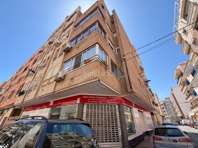Foto 147e7797-fd6d-4510-833e-8d74ac24a771. Estudio disponible en venta! descubre este acogedor estudio en venta , una excelente oportunidad para quienes buscan una vivi en Torrevieja