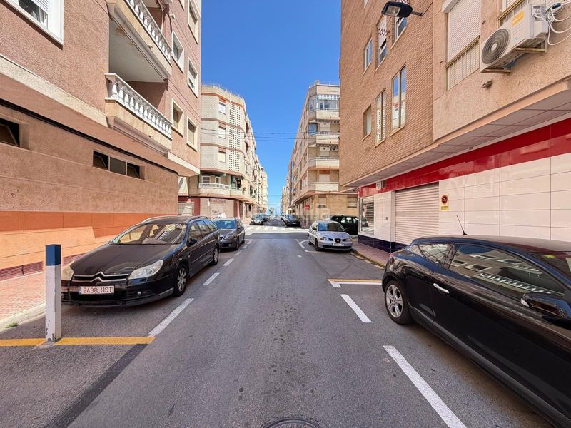 Foto aa5b5c41-a103-45b7-965a-a0112570880d. Estudio disponible en venta! descubre este acogedor estudio en venta , una excelente oportunidad para quienes buscan una vivi en Torrevieja
