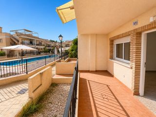 Rent Ground floor in Algorfa. Iexclalquiler desde ya para todo el antildeo!descubre este acoge