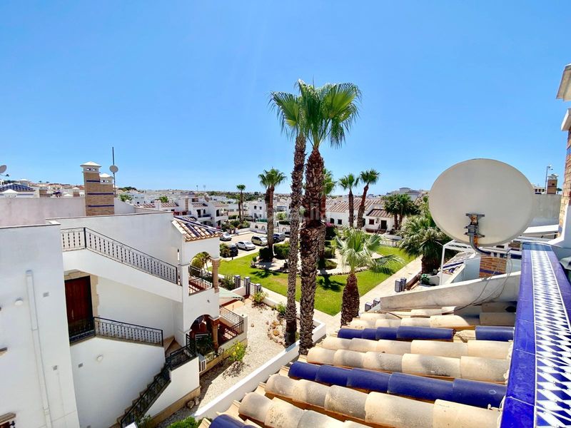 Foto 2ee80dab-895d-433a-ab8e-5b81795f6193. Casa amb piscina a Los Almendros Orihuela