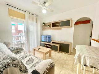 Affitto Appartamento in Avenida Habaneras - Curva de Palangre. Iexclalquiler disponible de septiembre a junio!descubre este aco